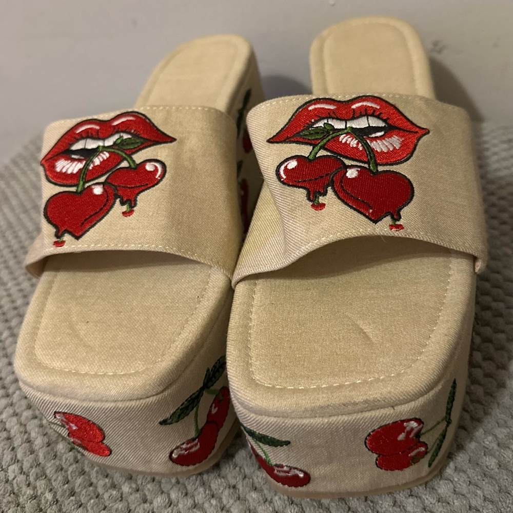 Beige Platform Slide Sandals with Red Cherry Embroidery
